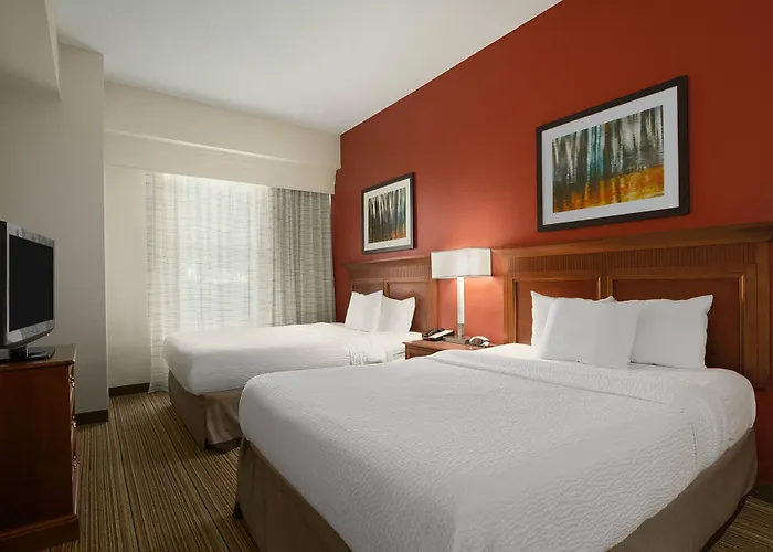 By Marriott Charleston Airport 3*