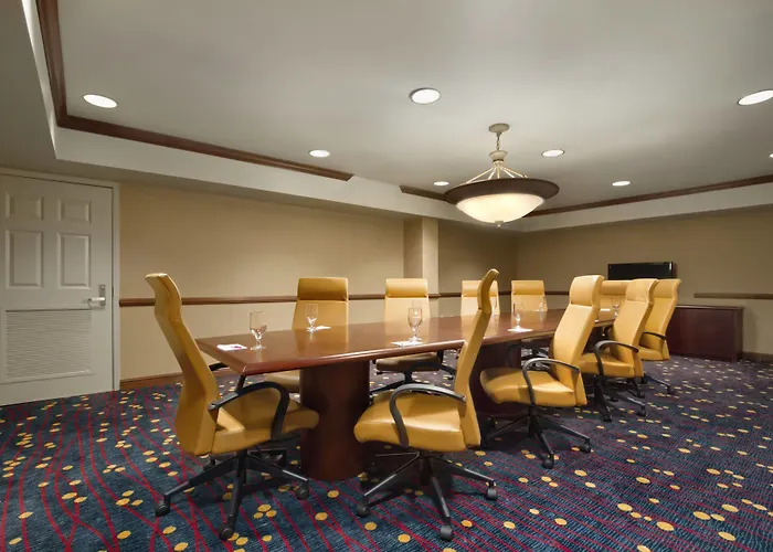 By Marriott Charleston Airport Hotel North Charleston