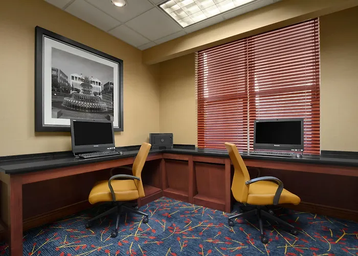 By Marriott Charleston Airport 3*