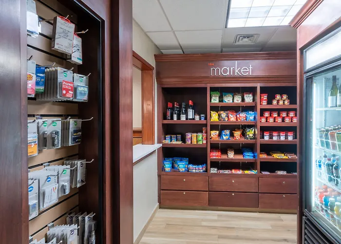 Hotel By Marriott Charleston Airport 3*
