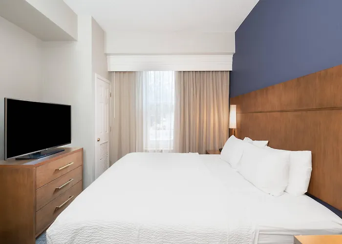 Hotel By Marriott Charleston Airport North Charleston