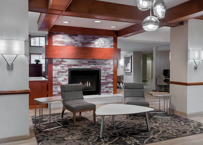 By Marriott Charleston Airport 3*