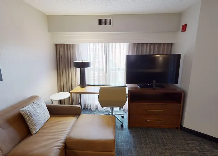 By Marriott Charleston Airport Hotel North Charleston